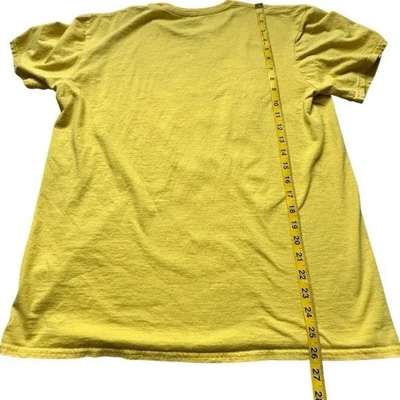 Harry Potter Hufflepuff Badger watercolor Graphic T-shirt Large FLAWED - Picture 6 of 9